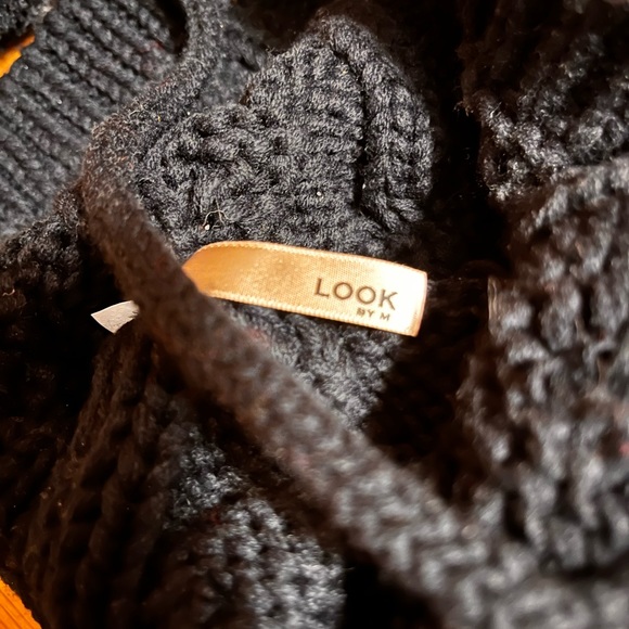 LOOK by M. Chunky Cable Knit Self Pom Tassel Beanie Black NWOT - Picture 4 of 4